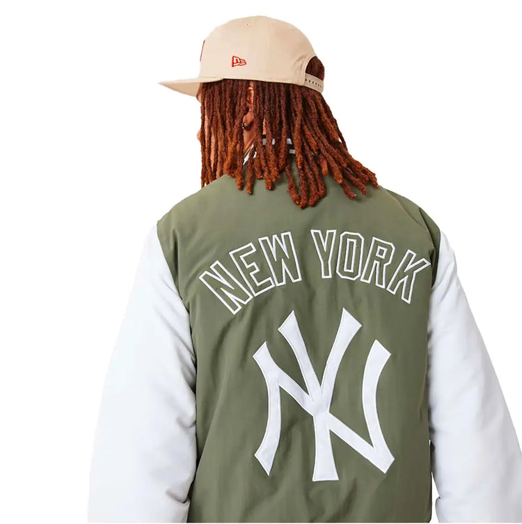 NEW ERA New York Yankees Mlb Team Logo Medium Green Bomber Jacket 60332162