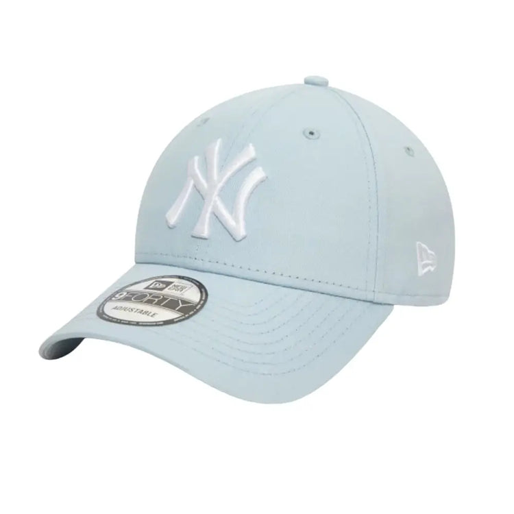 NEW ERA New York Yankees League Essential Pastel Blue 9Forty Adjustable Cap 60565092