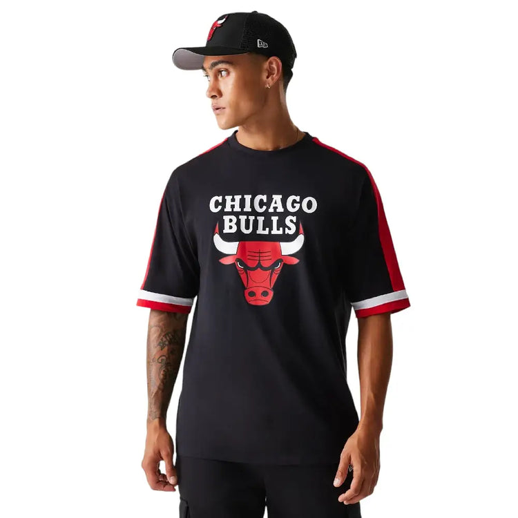 NEW ERA NBA Panel Chicago Bulls Oversized T-Shirt Black 60596254