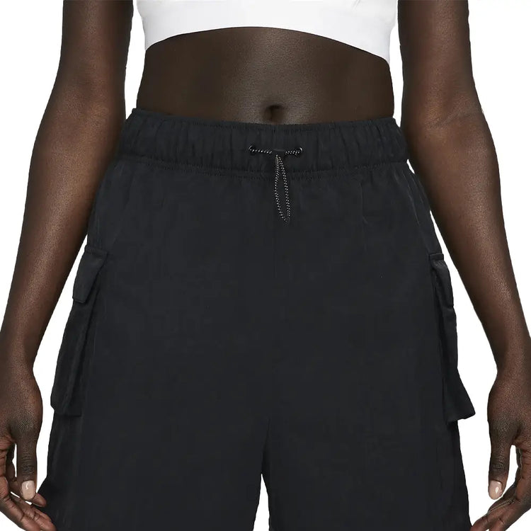 NIKE Sportswear Essential Woven High-Rise Short DM6247-010