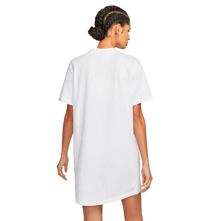 NIKE Sportswear Essential Dress T-Shirt DV7882-100