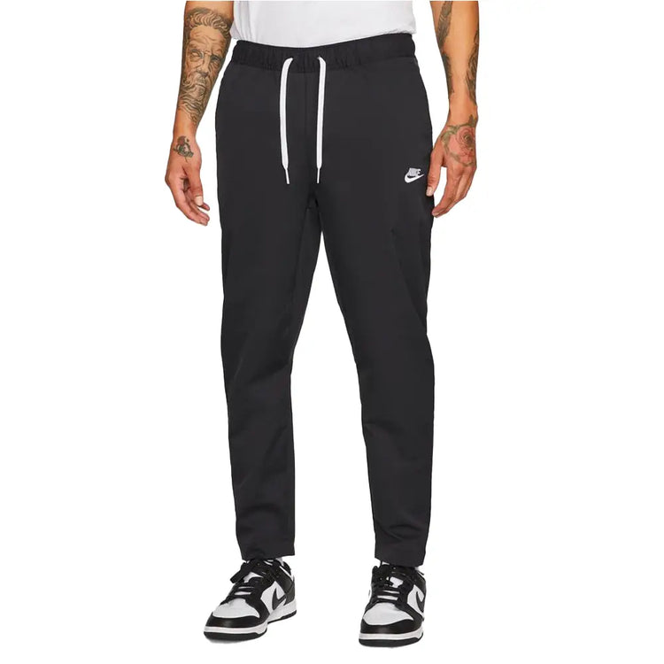 NIKE Club Woven Tapered-Leg Pant DX0623-010