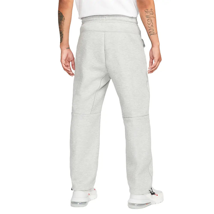 NIKE Sportswear Tech Fleece Open-Hem Sweatpants FB8012-063