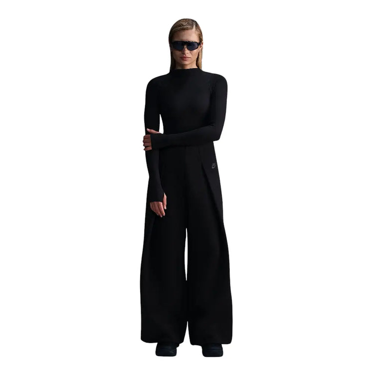 NIKE Sportswear Tech Fleece High-Waisted Pleated Pant FV8052-010