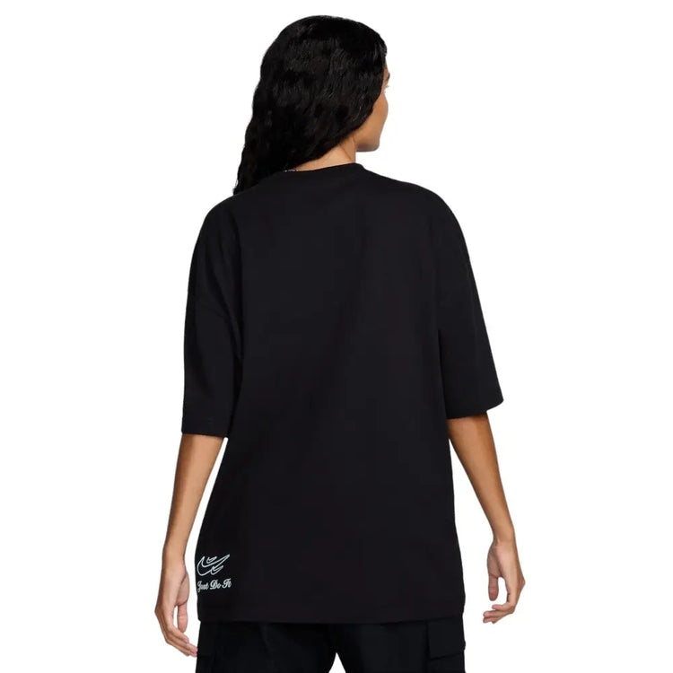 NIKE Oversized Short-Sleeve T-Shirt FZ1146-010