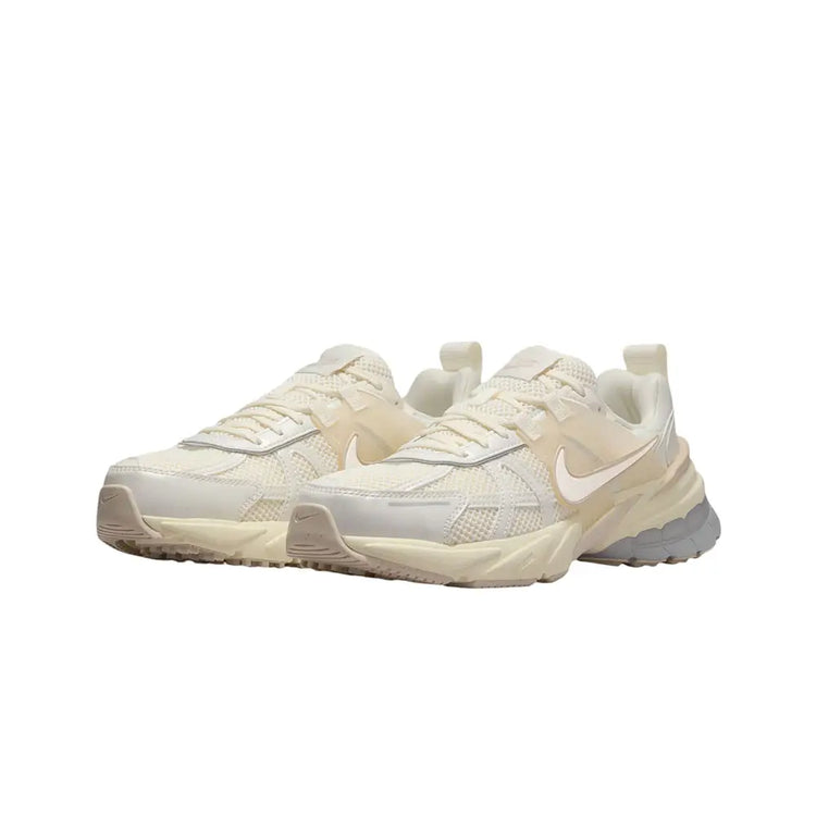 NIKE V2K Run Pale Ivory HQ1512-110